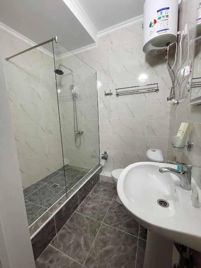 Hotel Nova Bisjkek Eksteriør billede