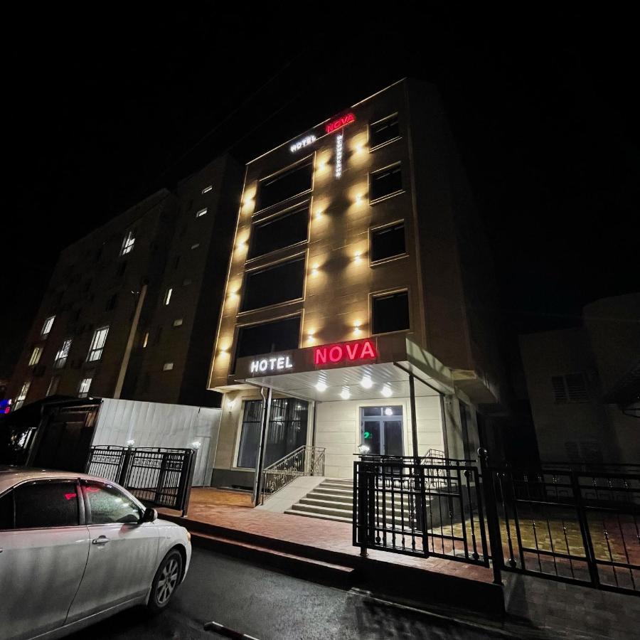 Hotel Nova Bisjkek Eksteriør billede